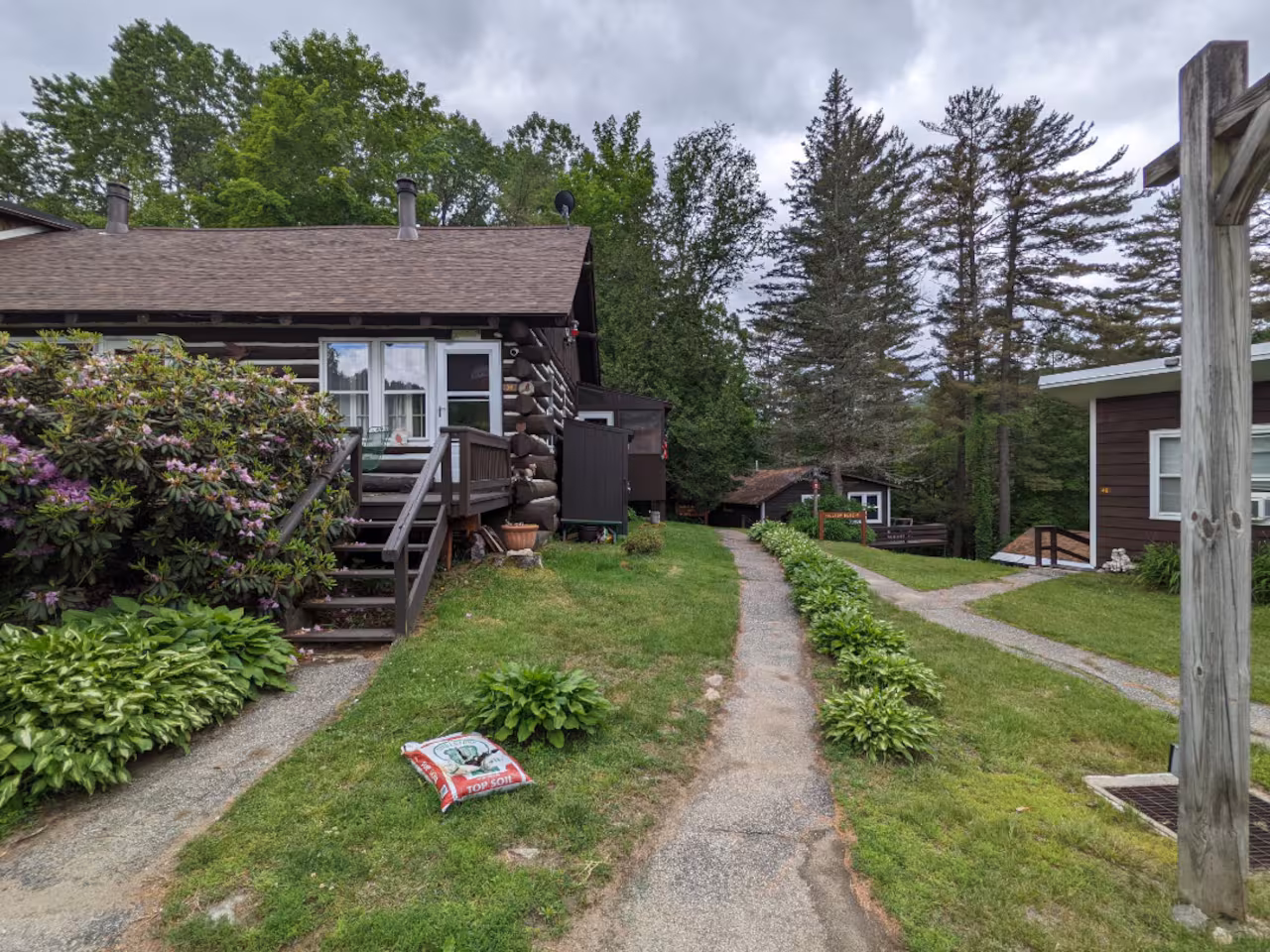 View of path to back of building